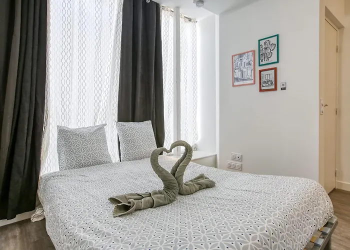 Le Pied-à-terre - Wifi - Centre-ville Appartamento *